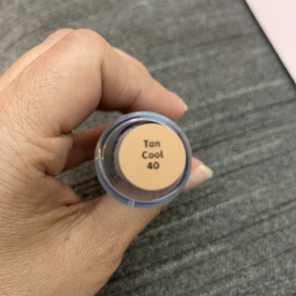 It Cosmetics Bye Bye Dark Spots Concealer + Serum - 40 Tan Cool - 0.22 oz Eye - Picture 4 of 4